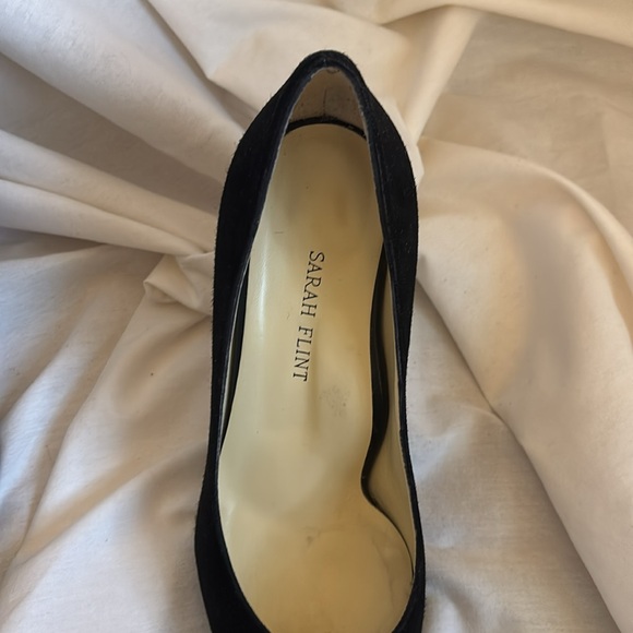 Sarah Flint Pumps - Picture 7 of 10